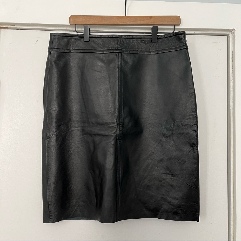 100% Leather Black Pencil Skirt BCBGMaxazria Y2K classic office women’s size 12